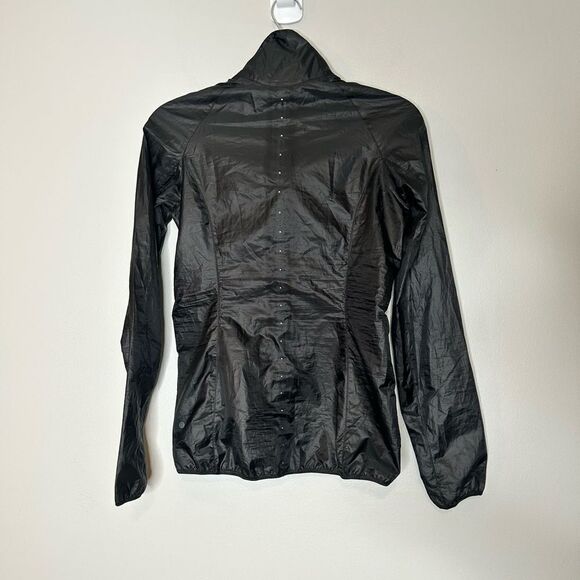 Lululemon Run With It Jacket - Picture 9 of 11